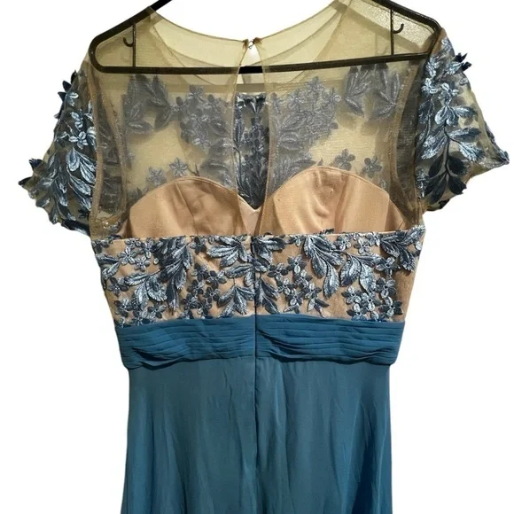 JS collections embroidered illusion gown size 8 - Picture 5 of 6